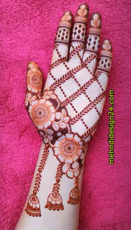 Easy Mehendi Designs For Brides With Heavy Hands | HerZindagi