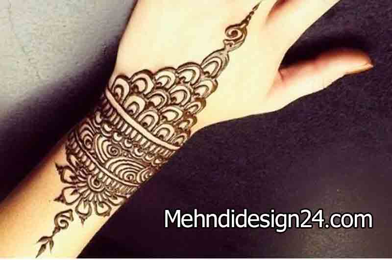 Super Simple Triangle Mehndi Design for Front Hand | त्रिकोण मेहँदी डिज़ाइन  | Henna 2021 - YouTube